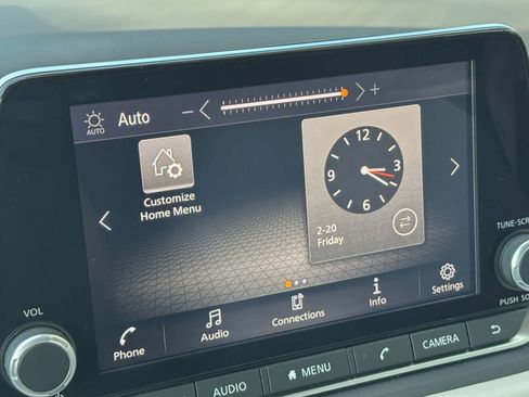 Used 2025 Nissan Rogue SV image 20