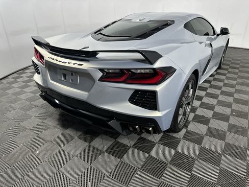 Used 2021 Chevrolet Corvette Stingray Premium Cpe w/ Z51 Performance Package RWD image 25