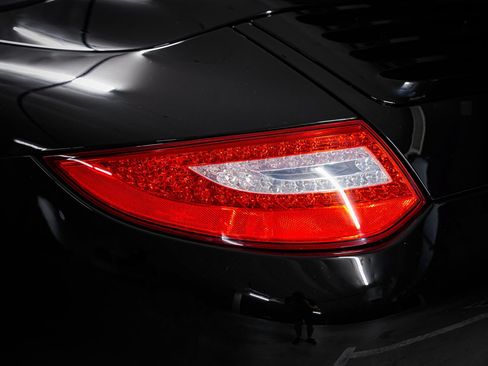 Used 2009 Porsche 911 Carrera S RWD image 36