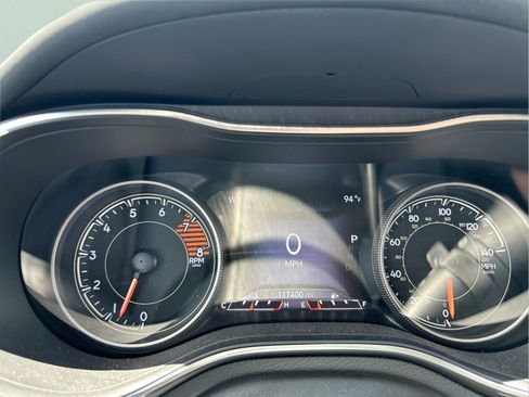 Certified 2019 Jeep Cherokee Overland AWD/4WD image 27