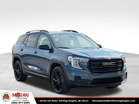 Certified 2024 GMC Terrain SLE w/ Driver Convenience Package AWD/4WD image 7