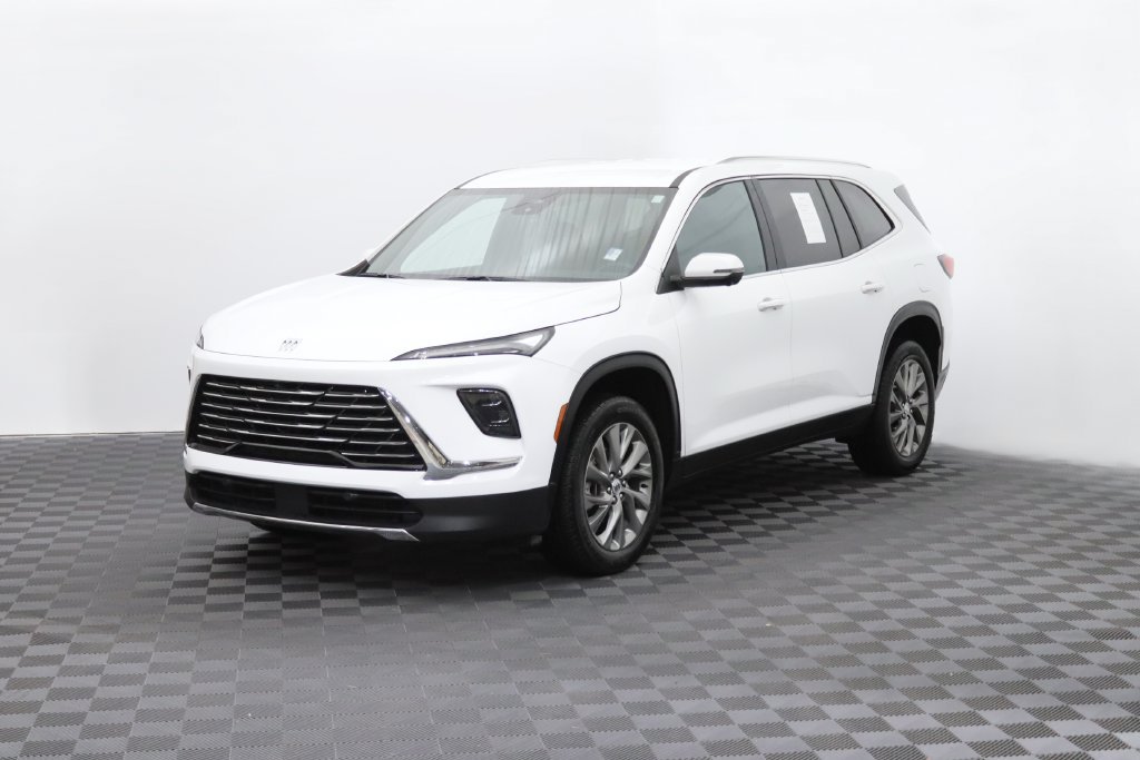 Certified 2026 Buick Enclave Preferred FWD image 3