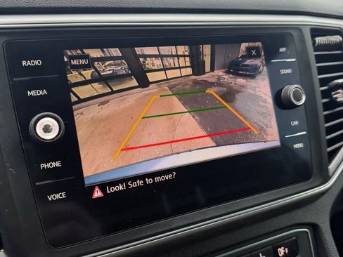 Used 2019 Volkswagen Atlas SE image 19