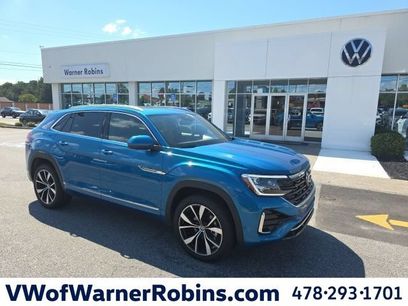 Used 2025 Volkswagen Atlas Cross Sport SEL Premium R-Line