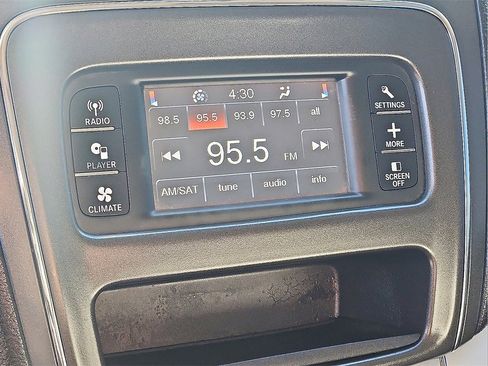 Used 2020 Dodge Journey SE w/ SE Popular Equipment Group image 23