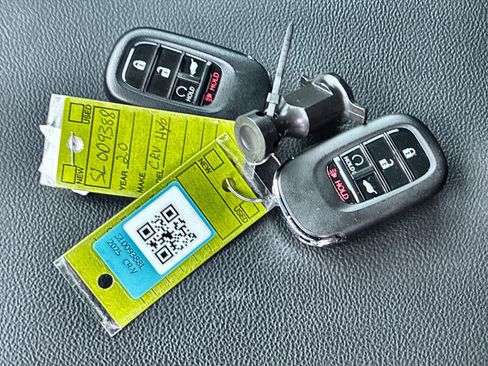 Certified 2025 Honda CR-V Sport image 38