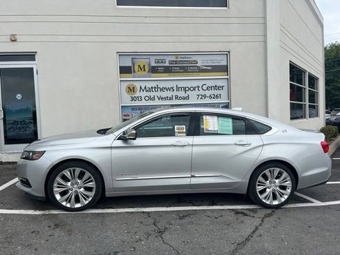 Used 2016 Chevrolet Impala LTZ w/ Enhanced Convenience Package FWD image 2