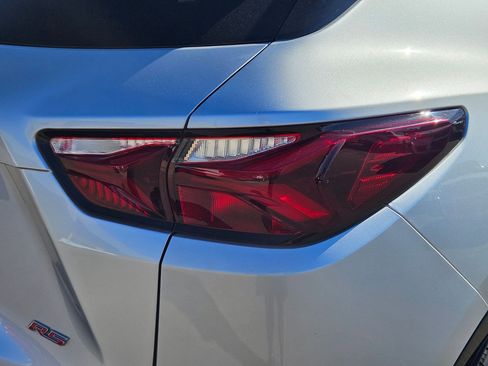 Used 2022 Chevrolet Blazer RS w/ Enhanced Convenience Package image 11