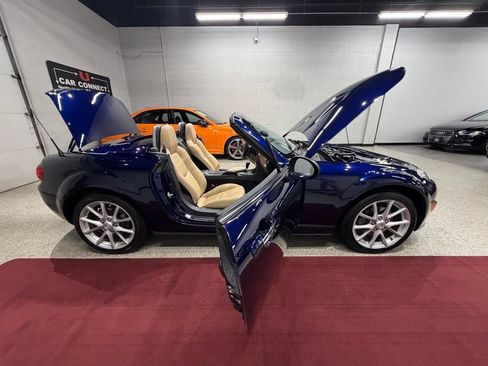 Used 2011 MAZDA MX-5 Miata Grand Touring RWD image 53
