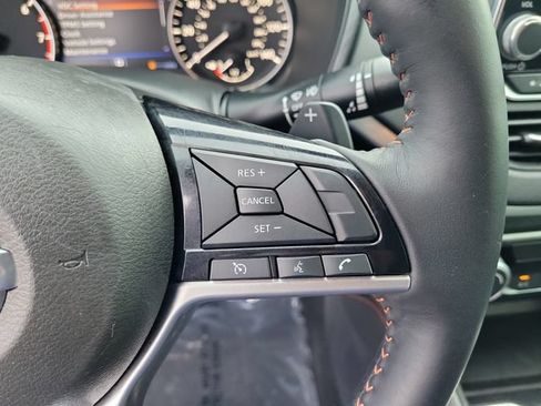 Used 2020 Nissan Altima 2.5 SR FWD image 21