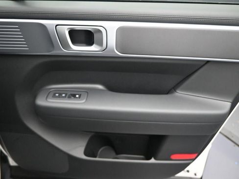 New 2026 Hyundai Santa Fe SE image 27