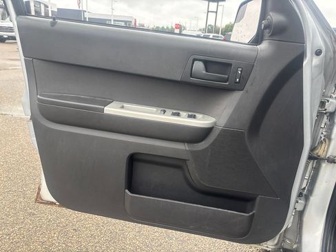 Used 2012 Ford Escape XLT FWD image 18