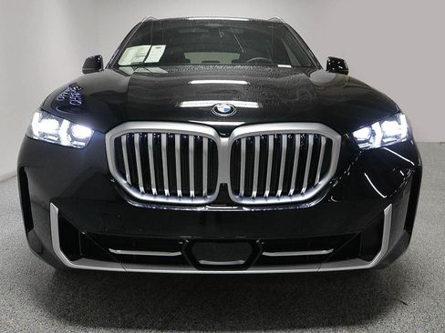 Used 2026 BMW X5 xDrive40i w/ Climate Comfort Package AWD/4WD image 2