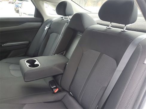 Used 2023 Kia K5 LXS image 12