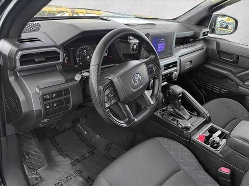 Certified 2024 Toyota Tacoma SR5 AWD/4WD image 9