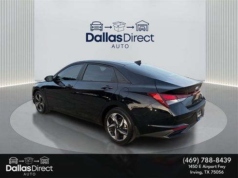 Used 2023 Hyundai Elantra SEL w/ Convenience Package image 8