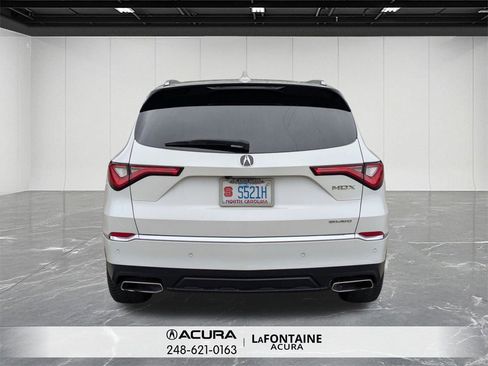 Used 2023 Acura MDX SH-AWD w/ Advance Package image 4