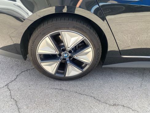 Used 2023 BMW i4 eDrive40 RWD image 6