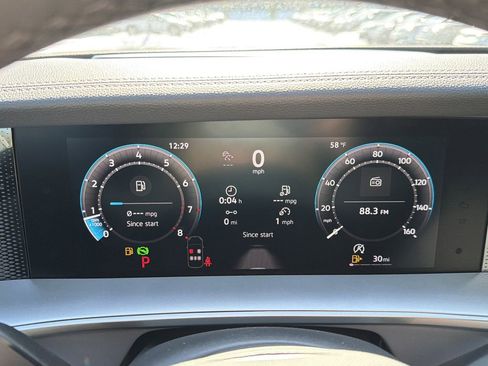 New 2026 Volkswagen Tiguan SE R-Line image 29