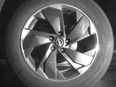 Used 2025 Nissan Rogue SV image 14