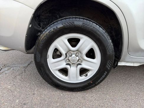 Used 2011 Toyota RAV4 w/ Base L4 Extra Value Pkg image 22