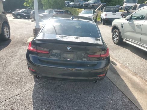 Used 2021 BMW 330i xDrive Sedan w/ Executive Package AWD/4WD image 8