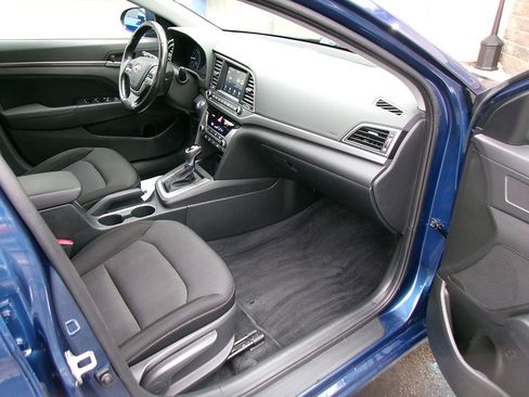 Used 2017 Hyundai Elantra Value Edition w/ Cargo Package image 11