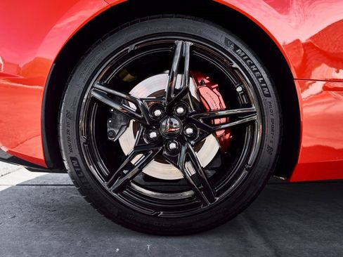 Used 2020 Chevrolet Corvette Stingray Premium Cpe w/ 3LT Preferred Equipment Group image 22