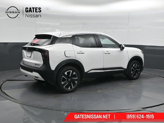 Certified 2025 Nissan Kicks SR AWD/4WD image 2
