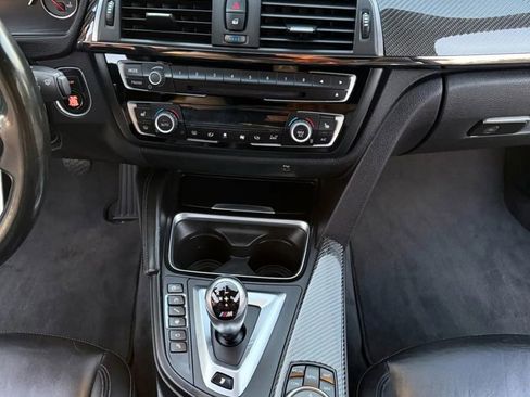 Used 2017 BMW M4 Coupe image 29