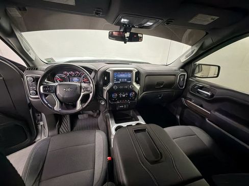 Used 2022 Chevrolet Silverado 1500 RST w/ LPO, Blackout Package AWD/4WD image 19