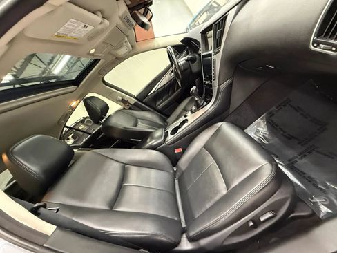 Used 2015 INFINITI Q50 Premium w/ Navigation Package AWD/4WD image 24