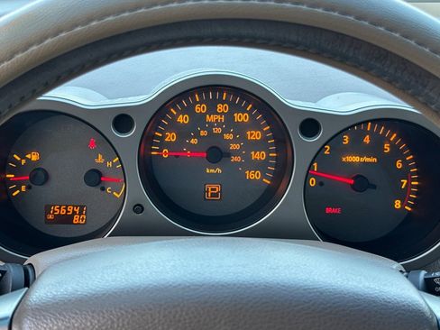 Used 2004 Nissan Maxima 3.5 SL w/ Driver Preferred Pkg FWD image 19