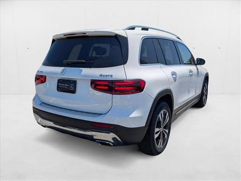 New 2025 Mercedes-Benz GLB 250 GLB 250 image 2