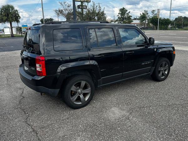 Used 2015 Jeep Patriot High Altitude AWD/4WD image 4