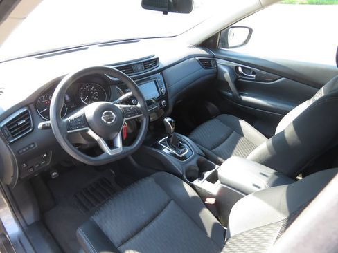 Used 2018 Nissan Rogue S AWD/4WD image 11
