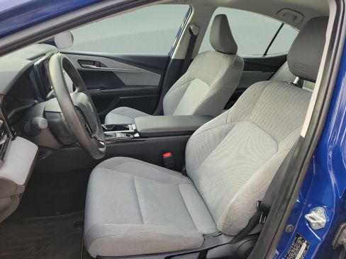 Used 2025 Toyota Camry LE FWD image 9