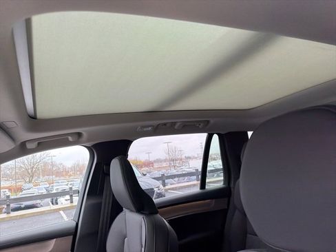 New 2026 Volvo XC90 B6 Plus w/ Protection Package Premier image 12