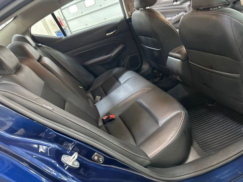 Used 2021 Nissan Altima 2.5 SR w/ SR Premium Package image 30