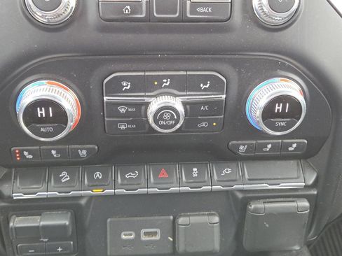 Used 2021 GMC Sierra 1500 SLT w/ SLT Convenience Package image 34