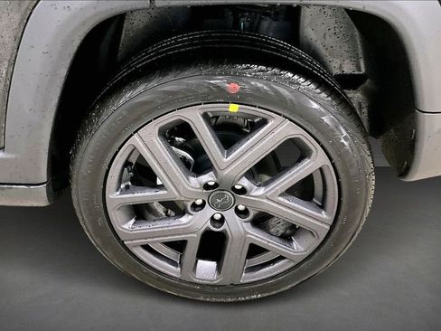 New 2026 Jeep Compass Limited image 14