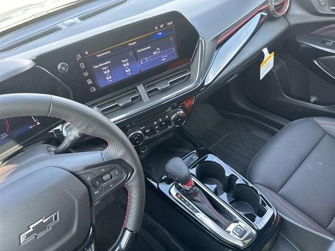 New 2026 Chevrolet Trax RS w/ Sunroof Package image 22