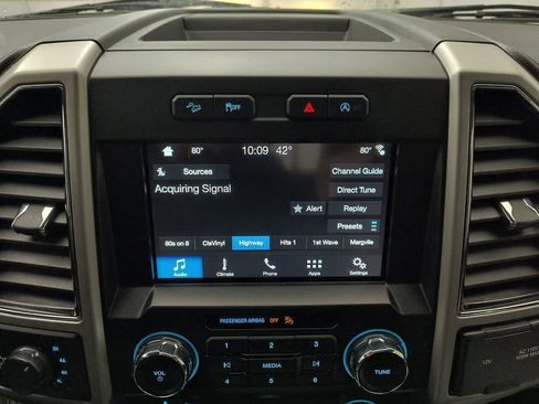 Used 2018 Ford F150 Lariat AWD/4WD image 23