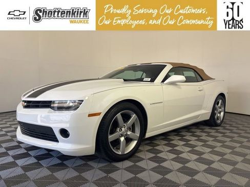 Used 2015 Chevrolet Camaro LT RWD image 1