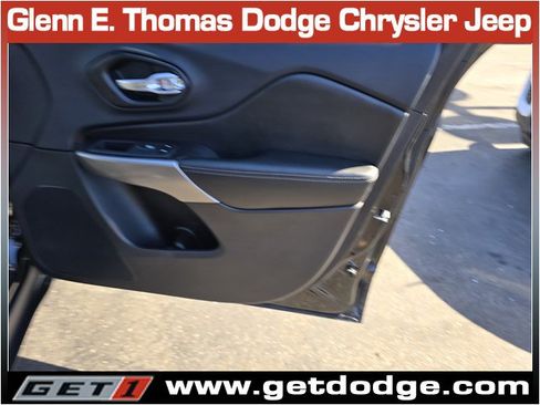 Certified 2022 Jeep Cherokee Latitude Lux FWD image 34