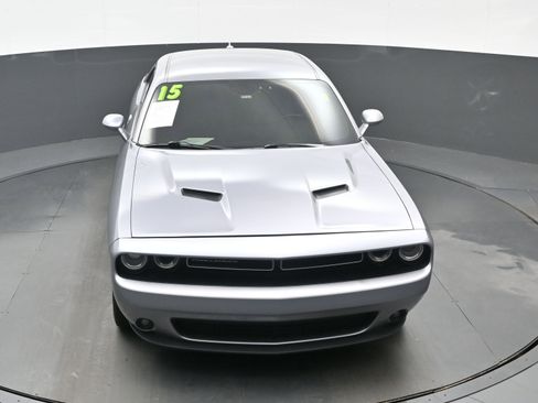 Used 2015 Dodge Challenger SXT Plus w/ Driver Convenience Group image 38