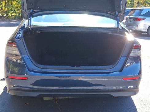 Certified 2024 Honda Accord EX image 26