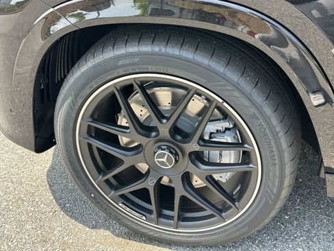 New 2026 Mercedes-Benz GLE 53 AMG 4MATIC Coupe image 13