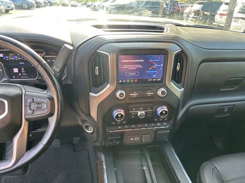 Used 2022 GMC Sierra 1500 Denali w/ Denali Reserve Package AWD/4WD image 25