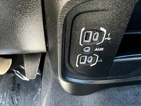 Used 2024 RAM 2500 Big Horn image 16